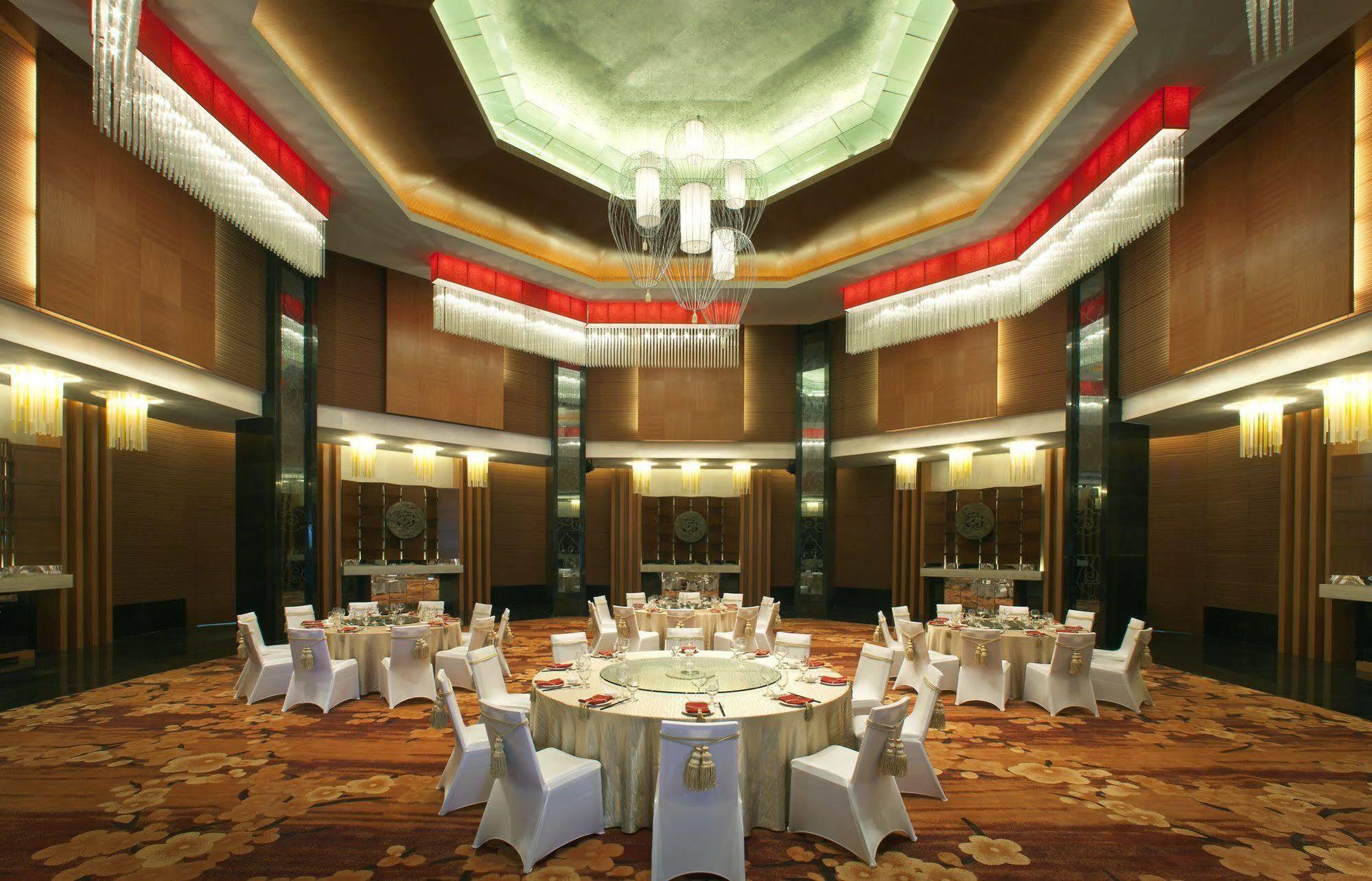 Four Points By Sheraton Taicang Exterior foto